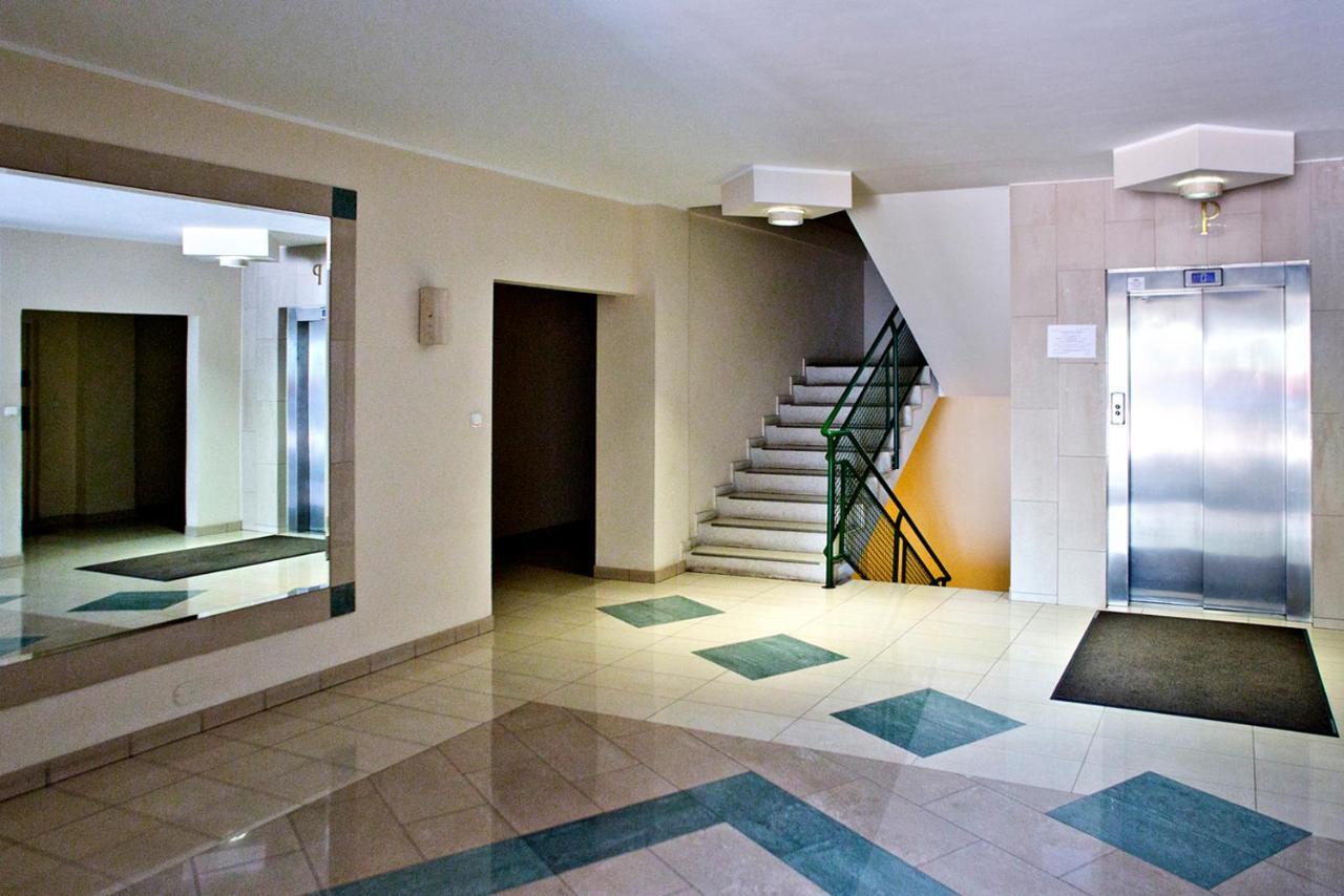 3 Bedrooms Apartment Zoliborz Gwiazdzista Warsaw Exterior photo
